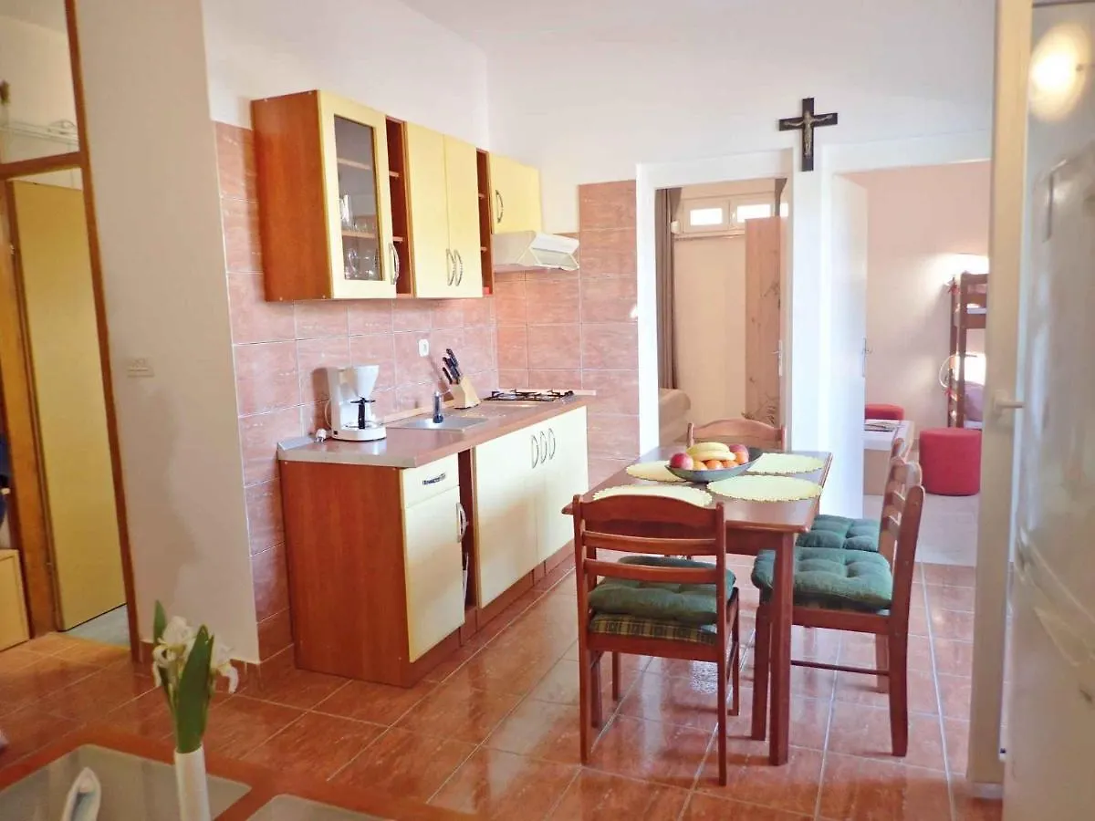 Apartments In Jasenice 41709 크로아티아