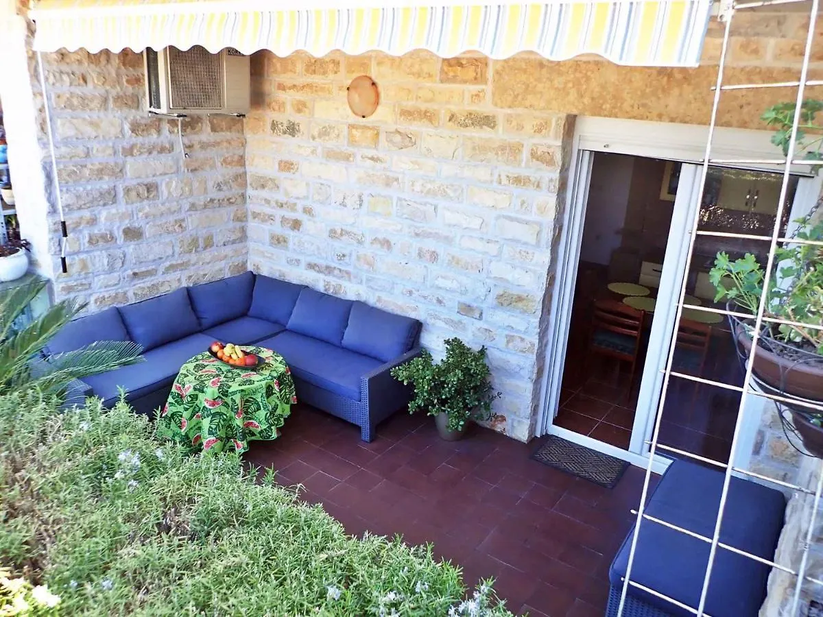 Apartments In Jasenice 41709