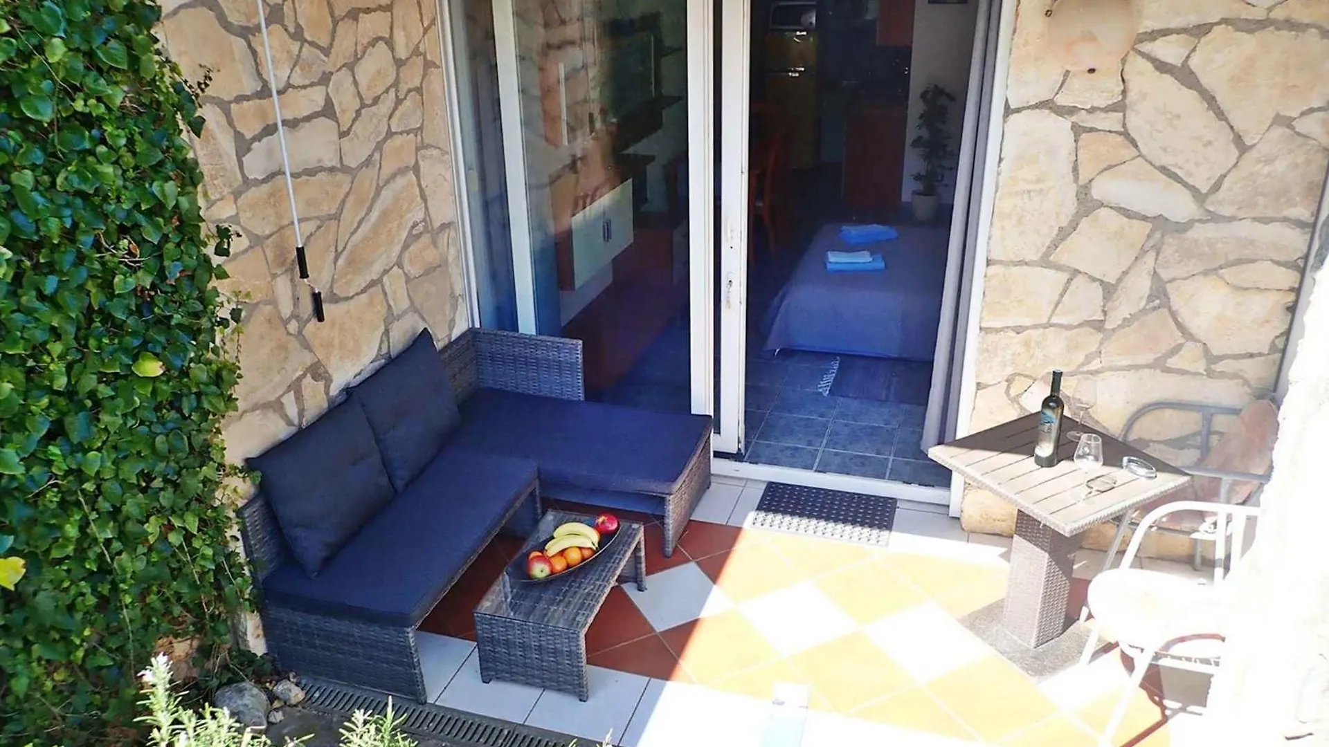 Apartments In Jasenice 41709